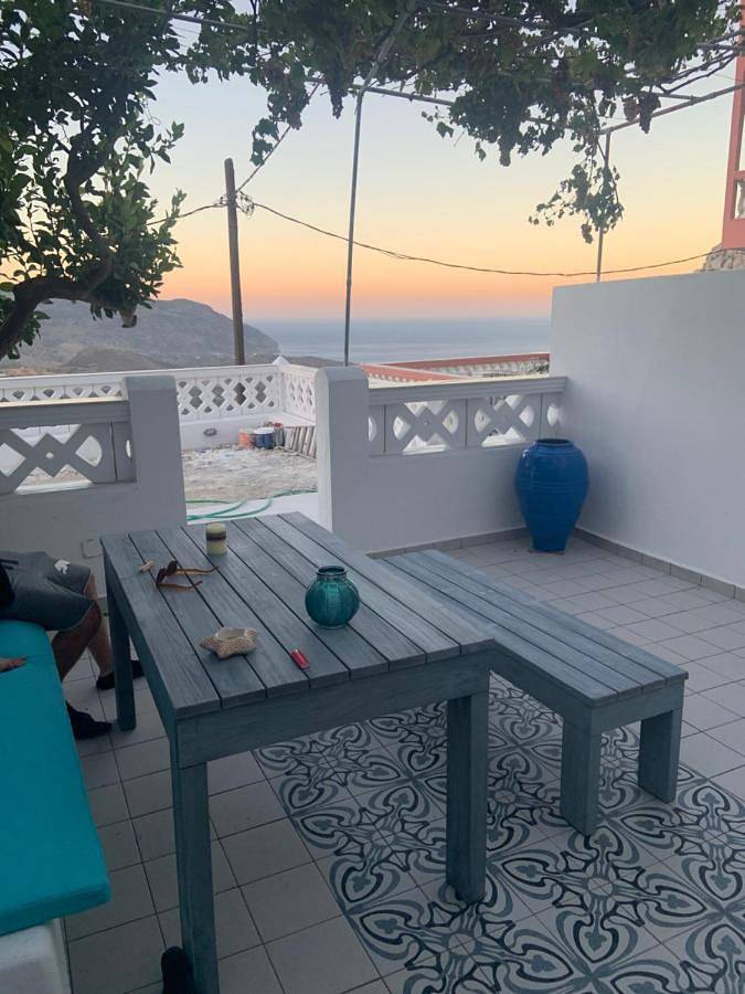 Vakantieappartement voor 4 personen, with tuin and terras as well as uitzicht, met huisdier op Karpathos
