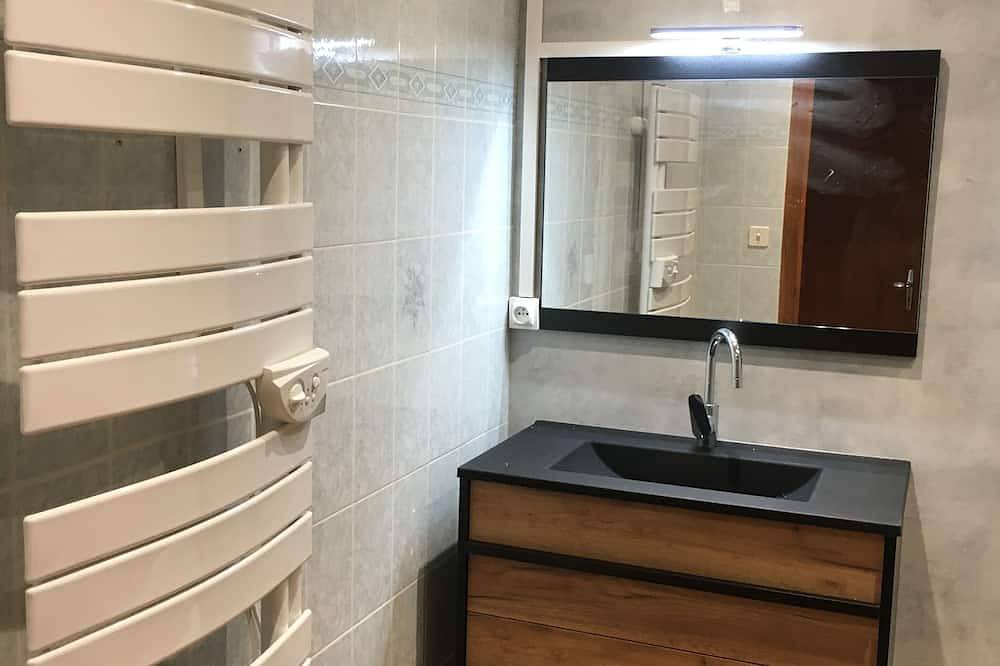 Gîte 4/6 pers. Calme, Rando, Vtt… in Roumégoux, Région d'Aurillac