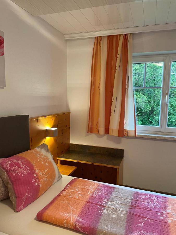 Double Room with Balcony in Weyregg am Attersee, Bezirk Vöcklabruck