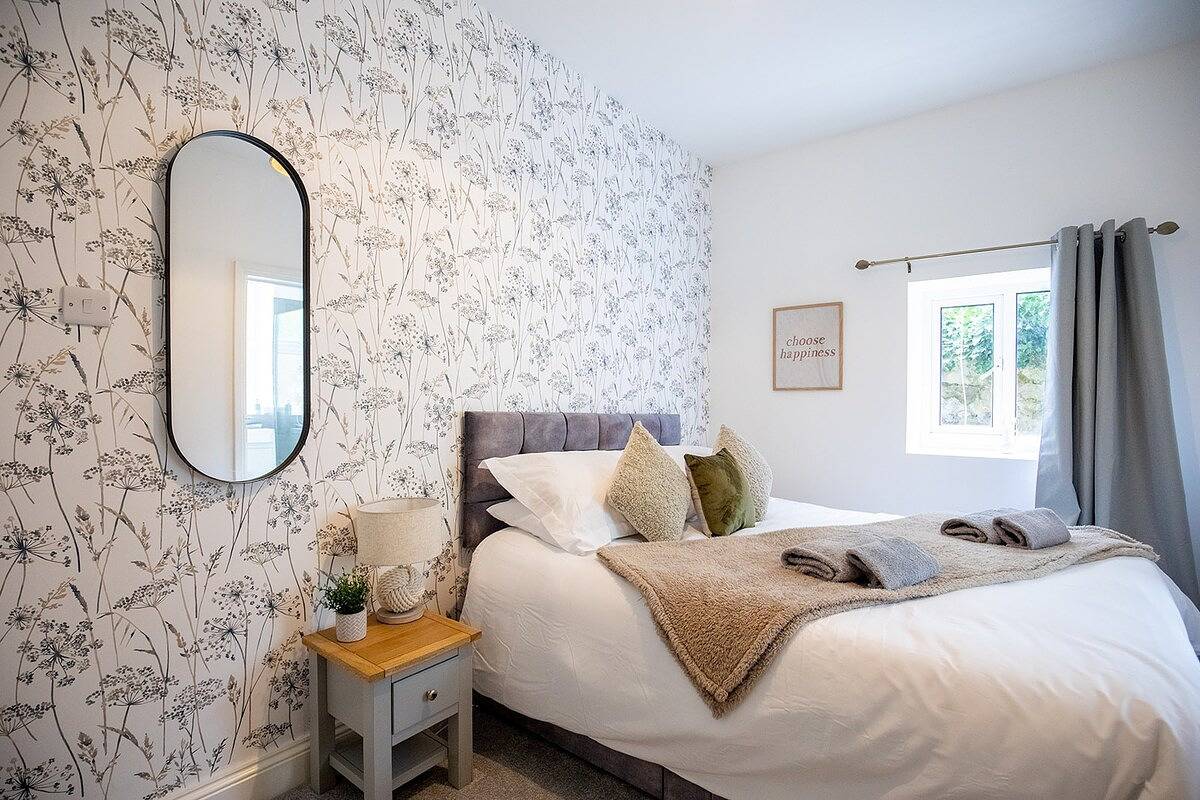 Entire holiday apartment, The Anchorage Apartments - No. 3 in Llandudno, Conwy region