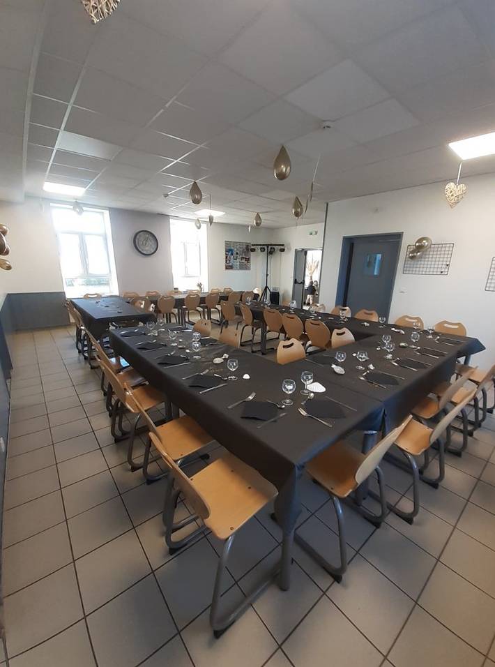 Gîte pour 36 personnes, avec terrasse et jardin en Bretagne - 2