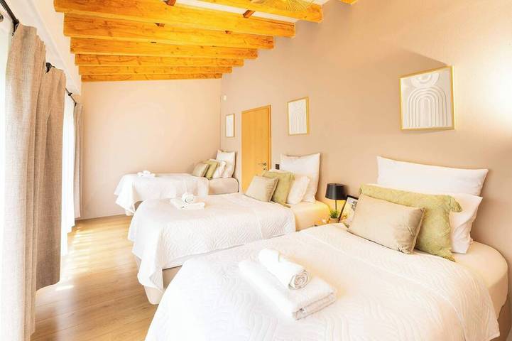 Ferienhaus für 18 Personen, mit Sauna und Garten sowie Whirlpool und Balkon im Ahrtal - 2