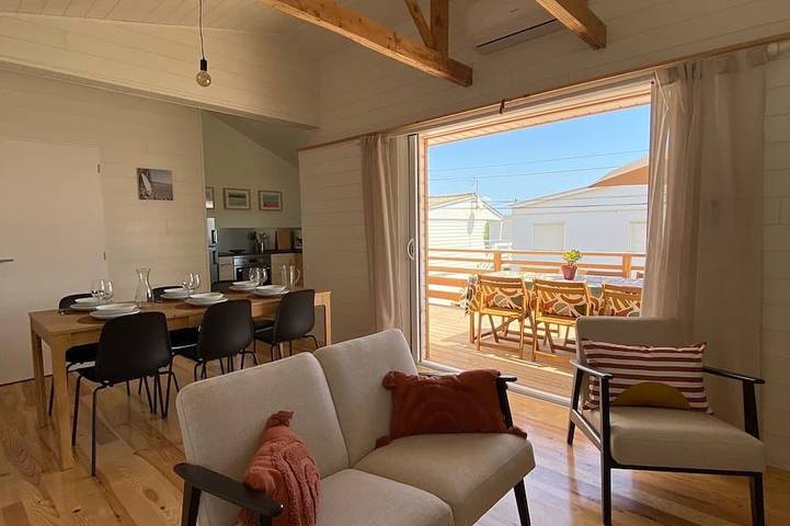 Chalet pour 6 personnes, avec terrasse, animaux acceptés à Gruissan Plage - 2