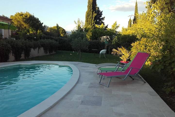 Ferienhaus für 6 Personen, mit Terrasse und Garten