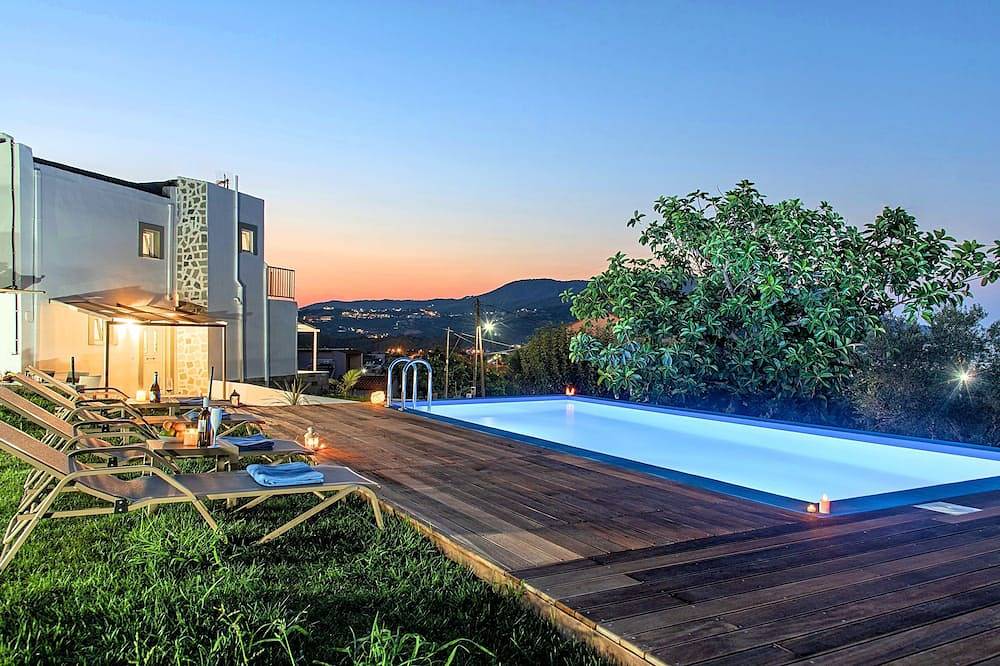 Georgioupolis Blue Villa Private Pool in Georgioupoli, Chania en omgeving