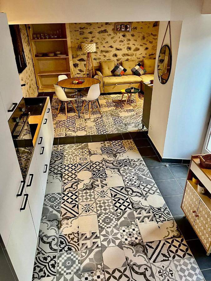 Gîte pour 4 personnes, avec balcon, animaux acceptés à Alba-la-Romaine - 4