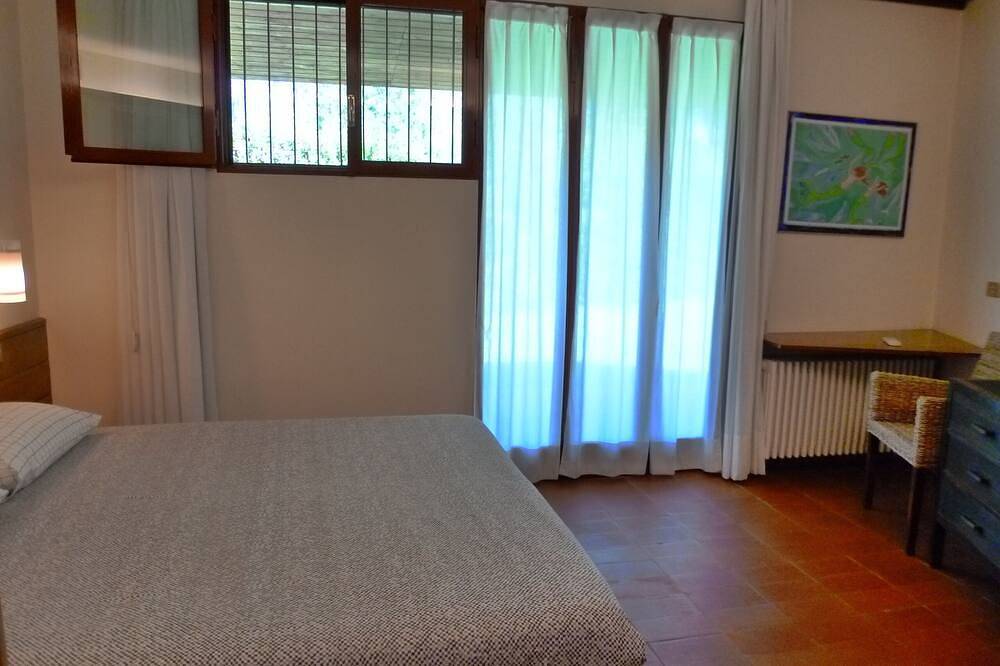 Charmante villa, piscine privée et jardin, sur la côte toscane in Massa (Italie), Riviera Italienne