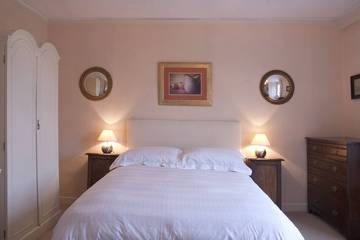 Holiday Home for 6 People in Lymington, New Forest National Park, Photo 1