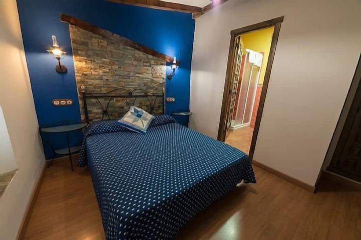 Cottage for 4 people, with pool and garden - 1