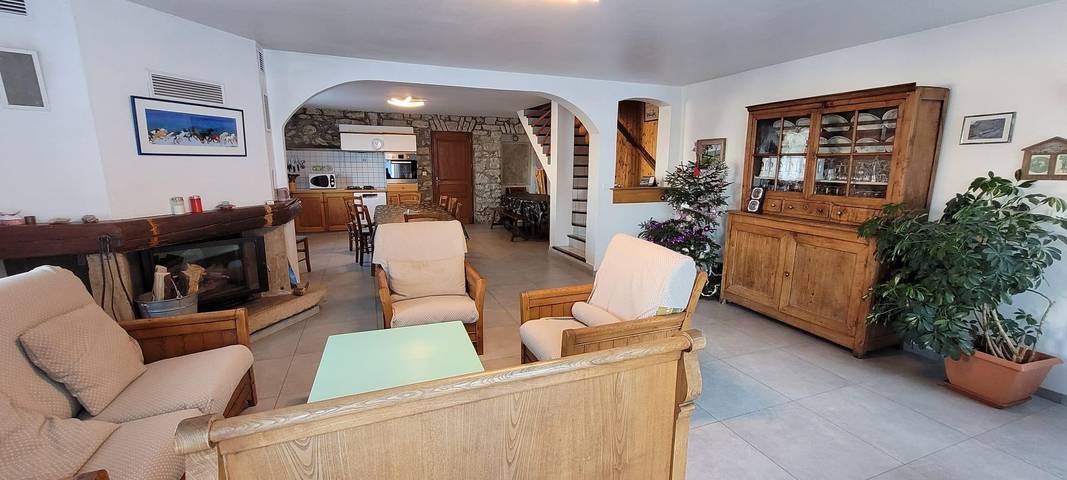 Gîte pour 10 personnes, avec terrasse à Lans-en-Vercors - 2