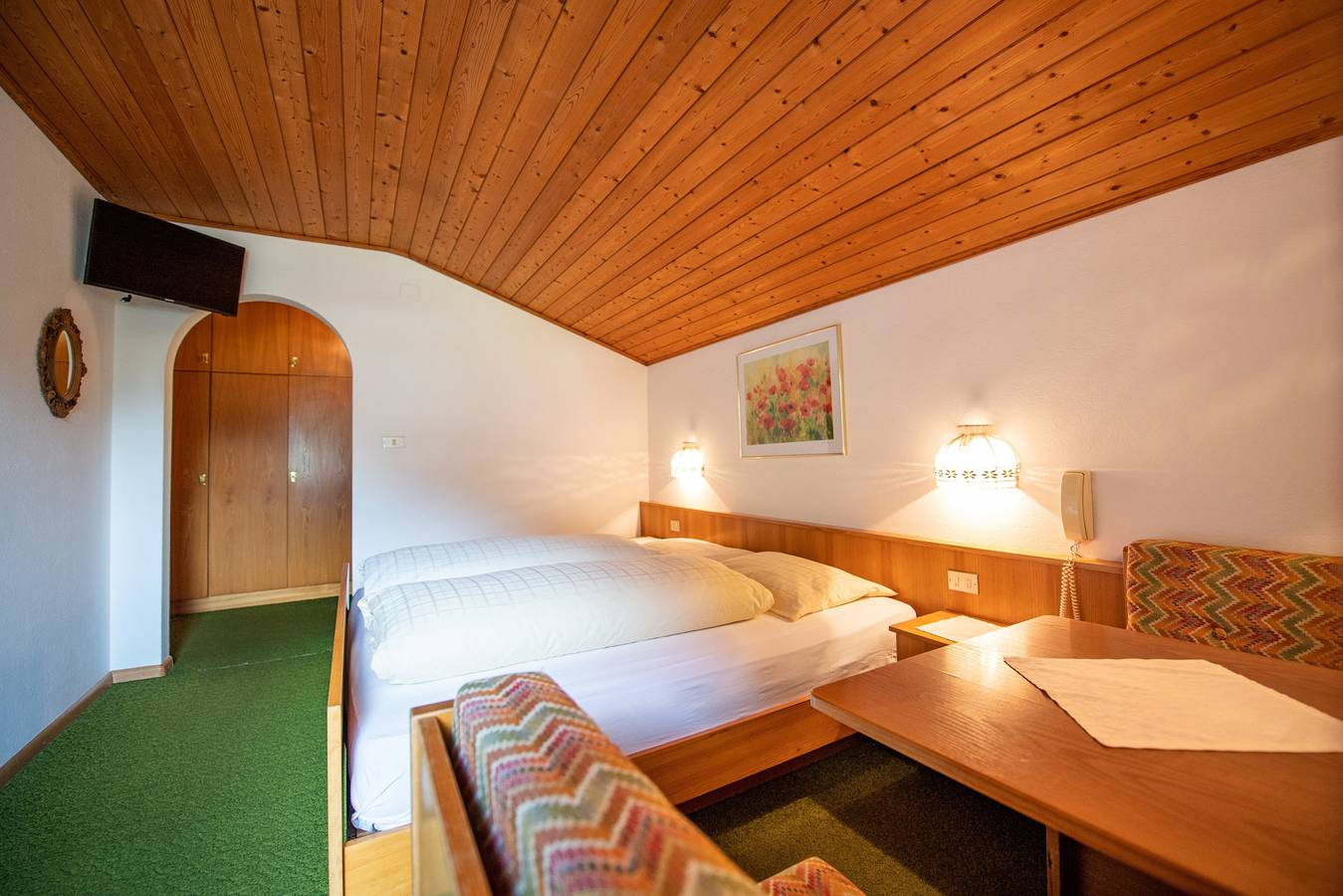 Ganze Ferienwohnung, 134C Alara Rooms in Passberg, Kastelruth