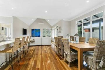 Holiday Home for 10 People in Barwon Heads, Bellarine, Photo 1