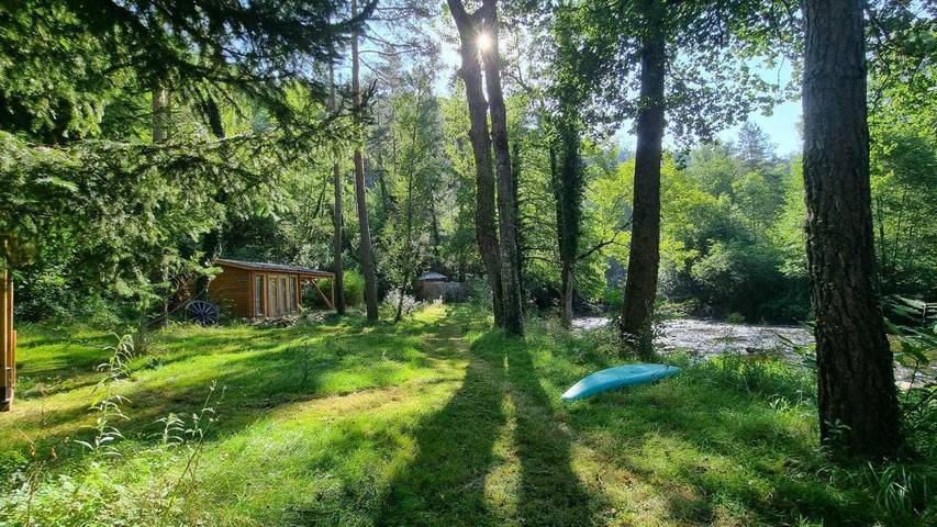 Location de vacances pour 2 personnes, avec vue et jardin, animaux acceptés à Beauzac - 2
