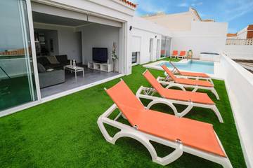 Villa für 7 Personen, mit Pool und Garten sowie Ausblick in Adeje