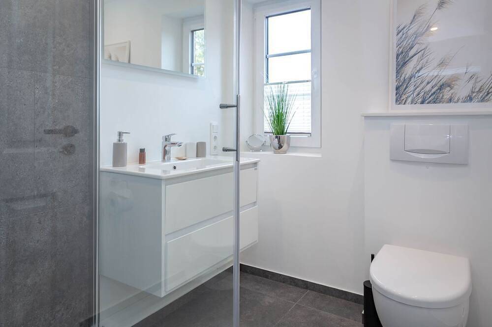 Ganze Wohnung, Sylter Dünengras - Gemütliche Obergeschosswohnung mit Dachterrasse in ruhiger in Tinnum, Sylt (Gemeinde)