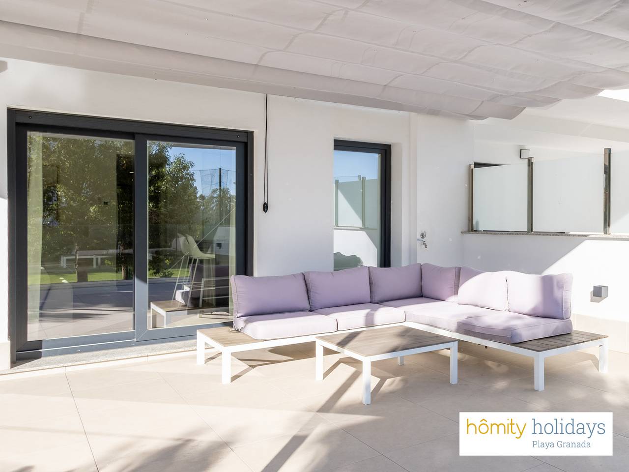 Apartamento entero, Homity Bajo + Piscina in Playa Granada, Motril