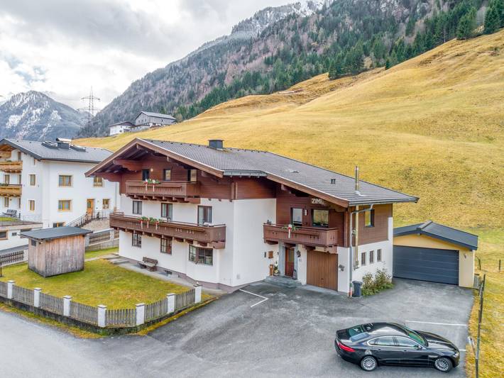Ganze Wohnung, Wohnung mit viel Platz im und ums Haus in Hohe Tauern, Mittersill