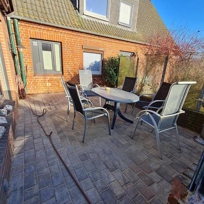 Ferienwohnung für 5 Personen, mit Terrasse und Garten sowie Ausblick