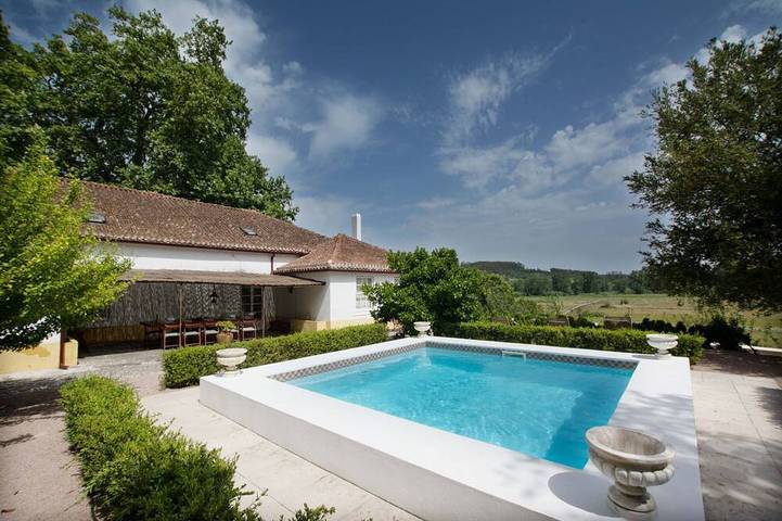 Gîte pour 20 personnes, avec terrasse et jardin