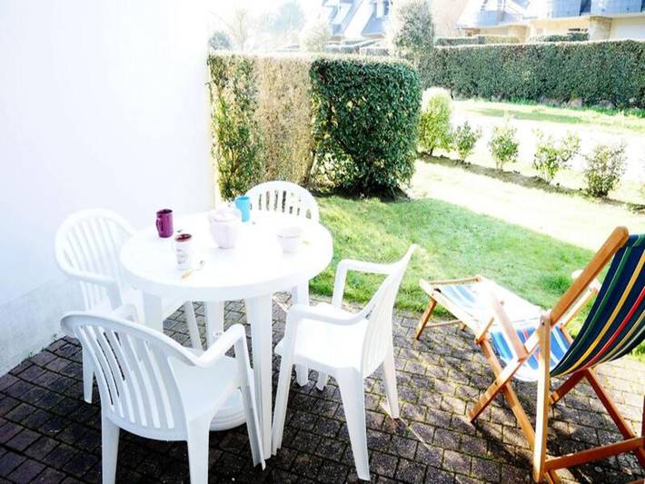 Gîte pour 4 personnes, avec terrasse, adapté aux familles dans Plage Ty Bihan