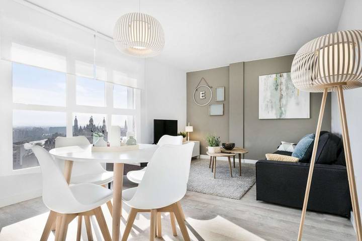Apartamento de vacaciones para 6 personas, con Vistas en Zaragoza