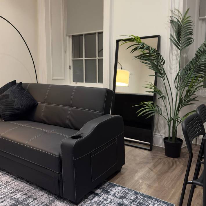 Holiday rental for 2 people, with hot tub in Edinburgh