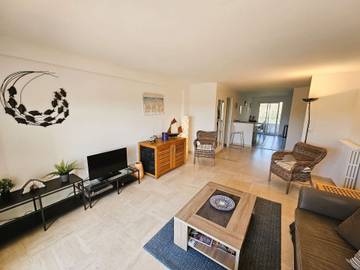 Location De Vacances pour 5 Personnes dans Sanary-sur-Mer, Région de Toulon, Photo 4