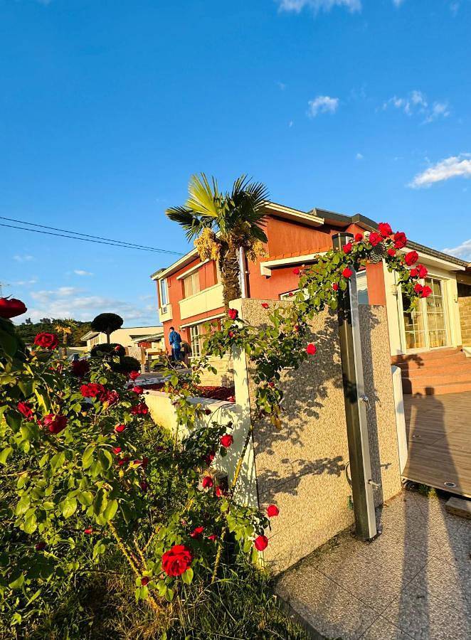 Location de vacances pour 4 personnes, avec jardin ainsi que vue et piscine, animaux acceptés à Chaudfontaine - 2