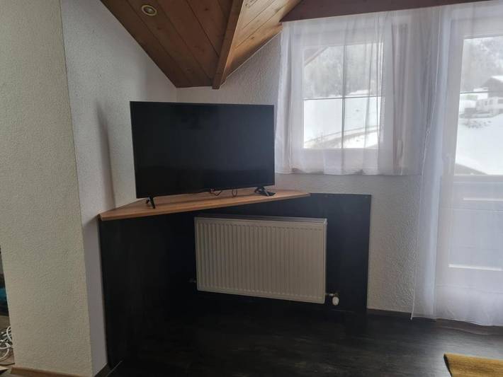 Ferienwohnung für 6 Personen, mit Balkon und Garten sowie Ausblick in Niederthai - 2