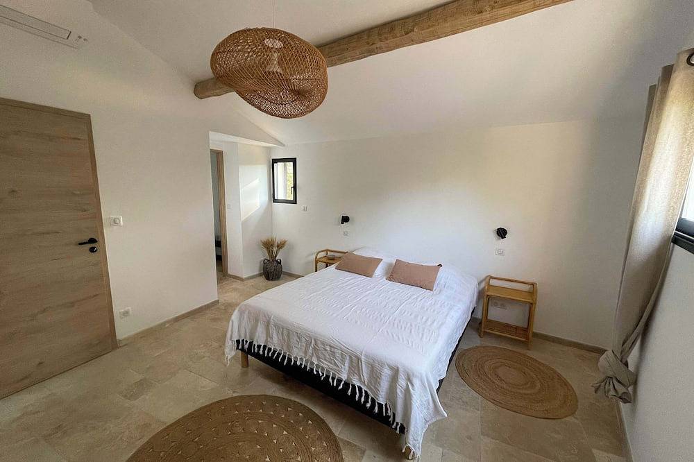 Domaine Cala Rossa - 250m de la plage - Piscine chauffée - 5 ch - Porto Vecchio in Cala Rossa, Lecci
