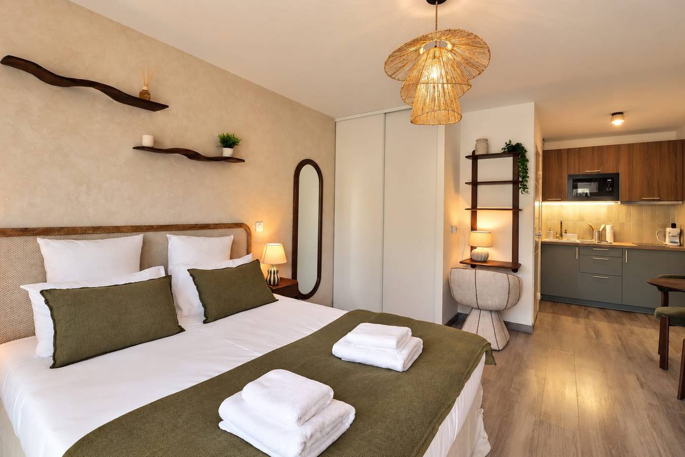 Estudio entero, Estudio para 2 personas con piscina in Éguilles, Costa mediterránea (Francia)