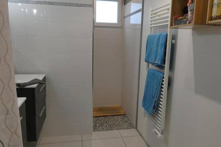 Location de vacances pour 7 personnes, avec terrasse et jardin à Juvignac - 4