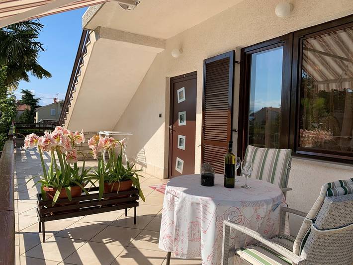 Ferienwohnung für 3 Personen, mit Balkon/Terrasse in Malinska - 2