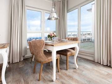 Ferienwohnung für 5 Personen, mit Balkon und Sauna, kinderfreundlich in Binz