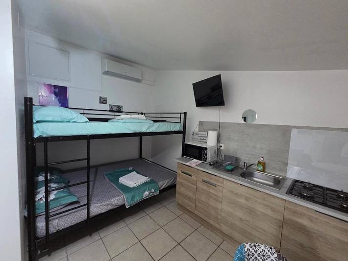 Gîte pour 4 personnes, avec vue ainsi que jardin et piscine, animaux acceptés à Baillargues - 2