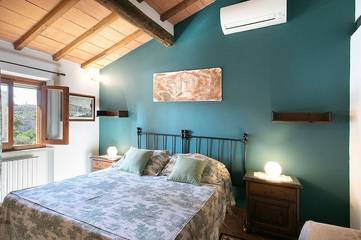 Villa for 16 Guests in Siena, Via Francigena, Picture 4