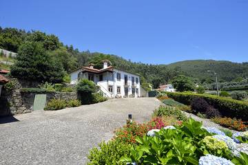 Cottage pour 8 personnes, avec balcon et jardin dans Moreira do Lima