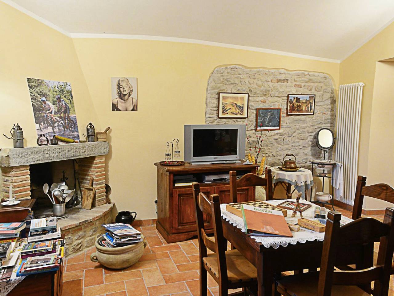 Cottage in Marche with Pool and Forest Views in Apecchio, Valle del Metauro