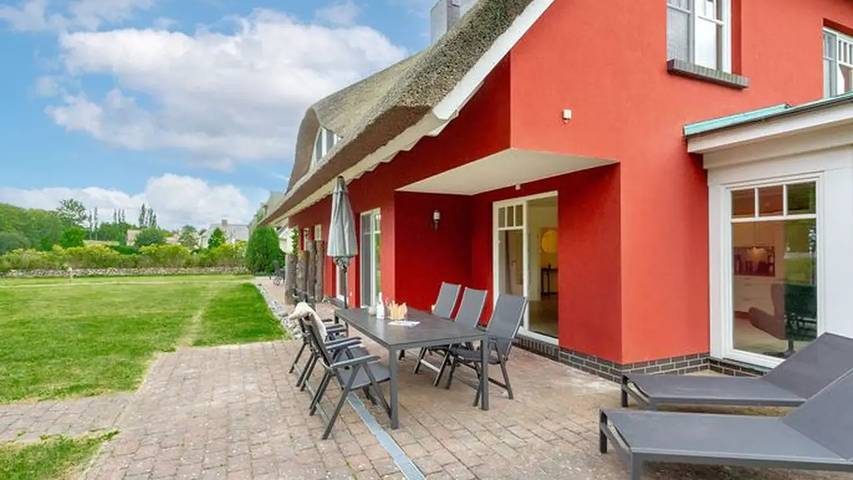 Strandhaus für 6 Personen, mit Sauna und Garten in Lobbe - 3