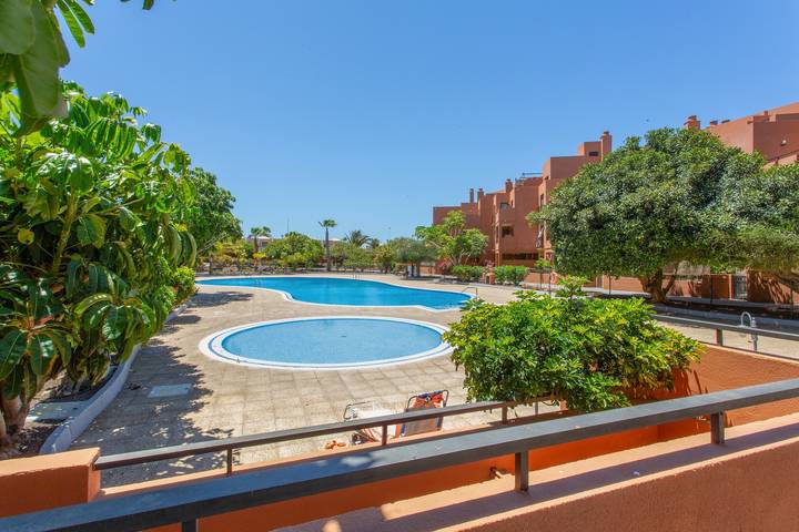 Apartamento para 4 personas, con jardín en La Tejita