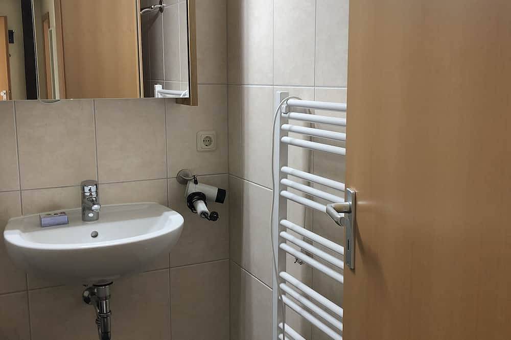 Ganze Wohnung, Ruhige Ferienwohnung mitten in der Natur in Ludorf, Müritz