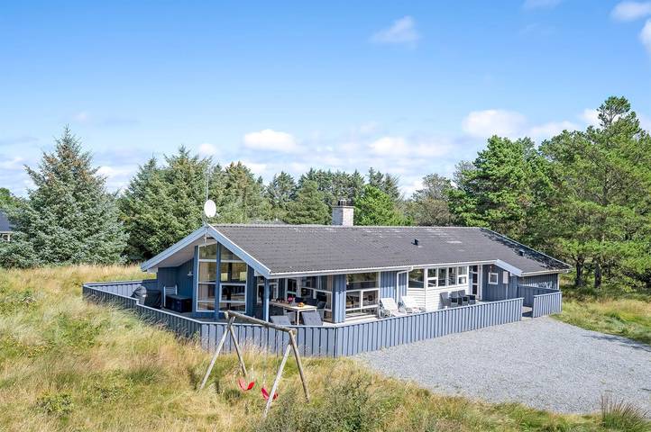Ferienhaus für 8 Personen, mit Terrasse und Sauna sowie Whirlpool, mit Haustier - 1
