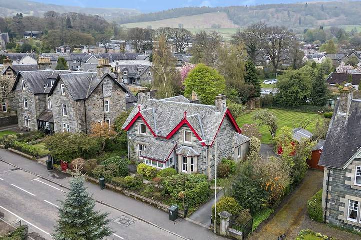 Cottage für 10 Personen, mit Garten - 1