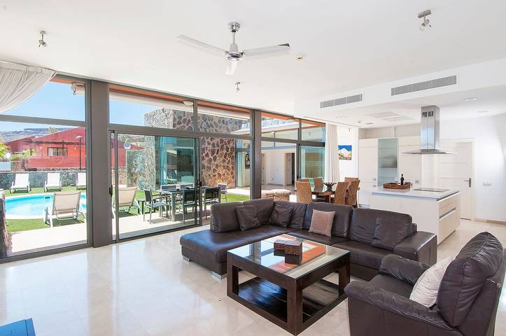 Casa rural para 6 personas, con jardín además de terraza y jacuzzi en Mogán - 3