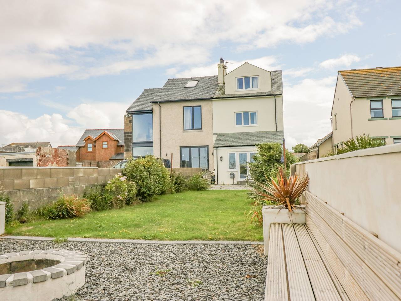 Driftwood Cottage | Roa Island | Piel Island in Barrow-in-Furness, Cumbria