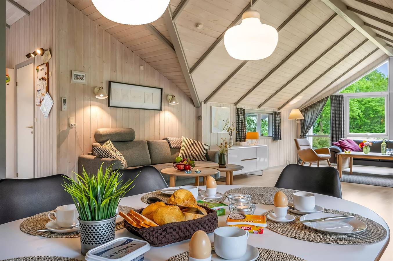 Beautiful home in Oksbøl w/ Sauna, Wifi and 3 Bedrooms in Jegum, Jegum Ferieland