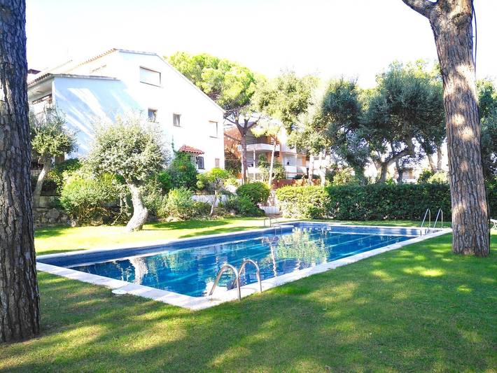 Villa pour 8 personnes, avec Terrasse ainsi que Jardin et Piscine dans Calella de Palafrugell