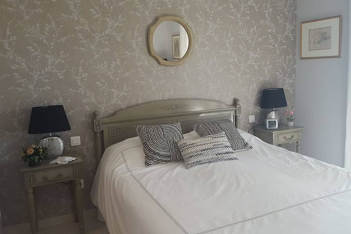 Location de vacances pour 6 personnes, avec jardin ainsi que jacuzzi et terrasse à Blauzac - 3