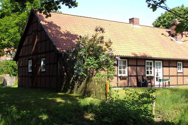 Ferienhaus für 4 Personen, mit Garten und Sauna