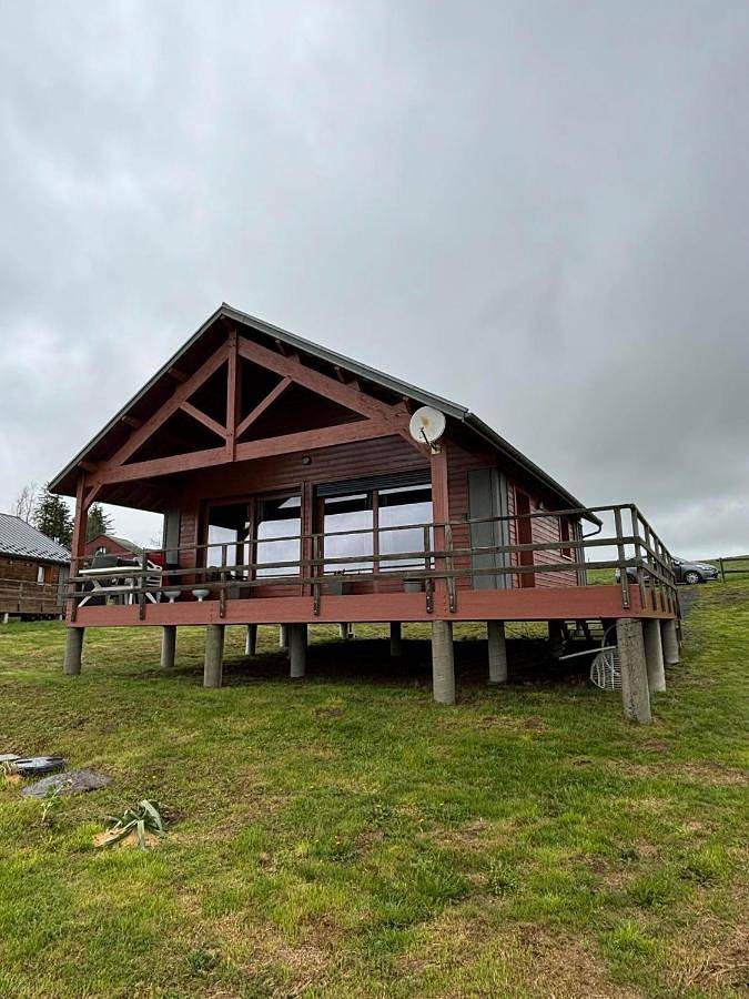 Gîte pour 6 personnes, avec vue et jardin à Montgreleix - 3